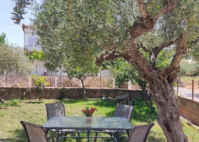 Loupino Couples Romance